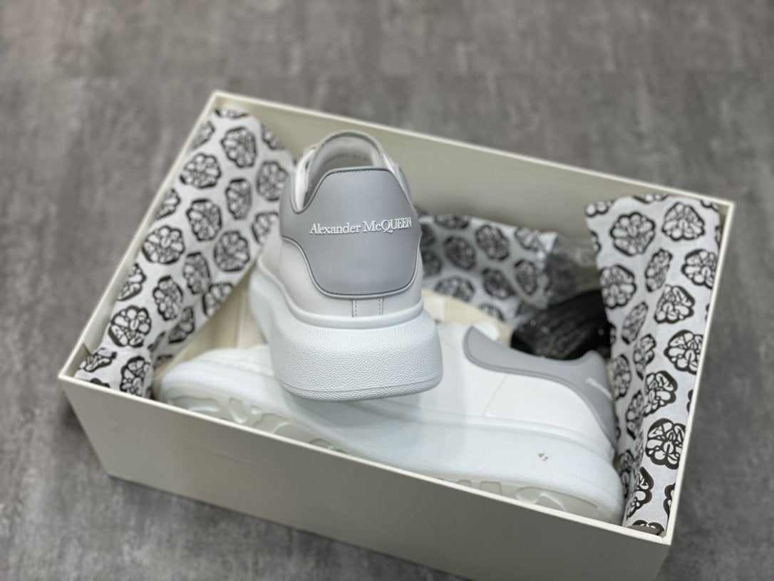 Alexander McQueen Oversized Sneaker