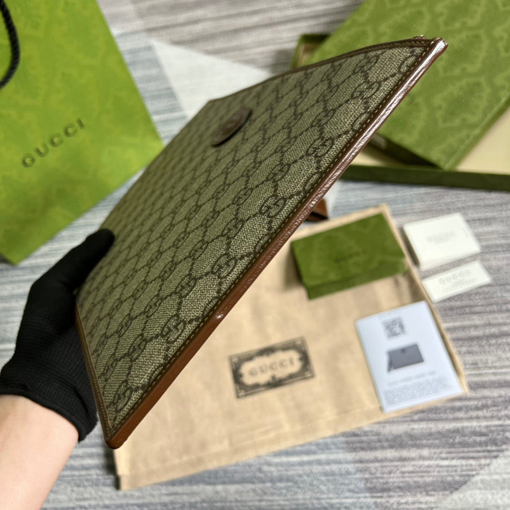 Gucci Neo Vintage GG Supreme Pouch 31cm