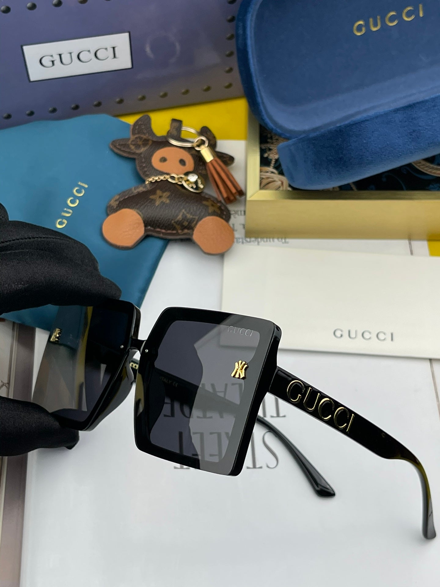 Gucci Square Frame Sunglasses