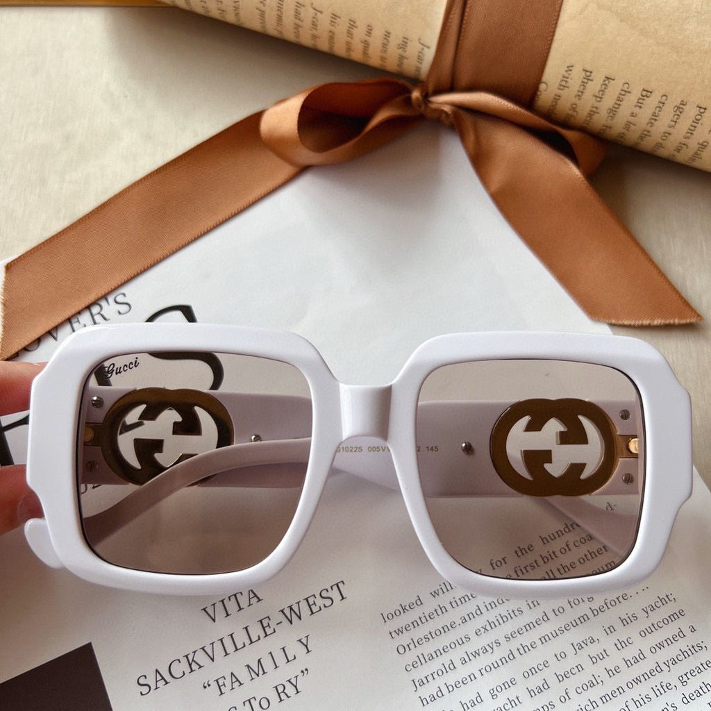 Gucci Rectangular Frame Sunglasses