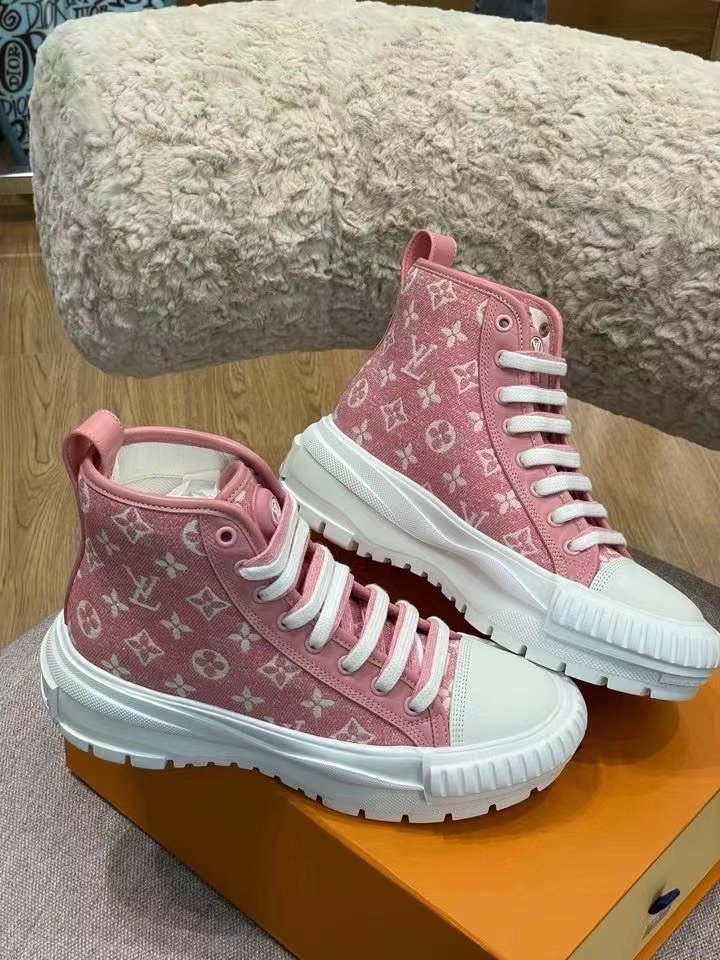 Louis Vuitton Squad Sneaker Boots Pink
