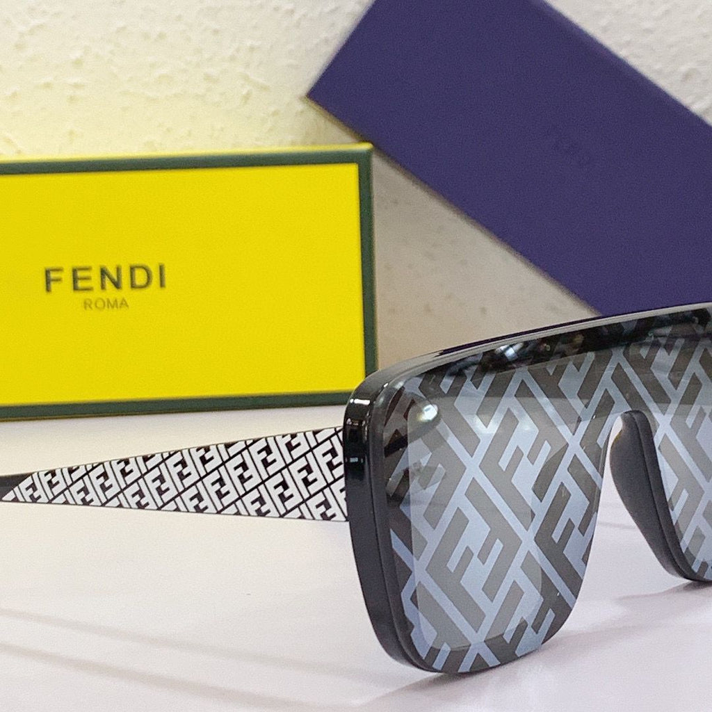 Fendi Disco Fashion Sunglasses