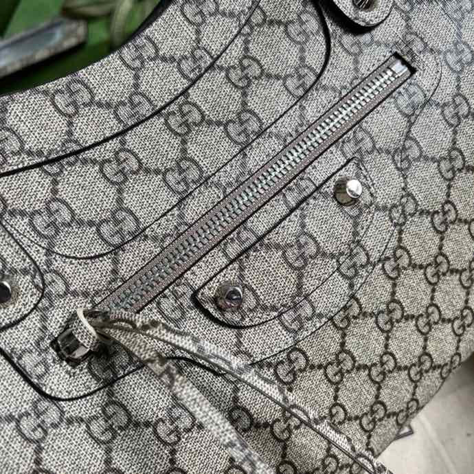 Gucci Luggage 39cm Beige