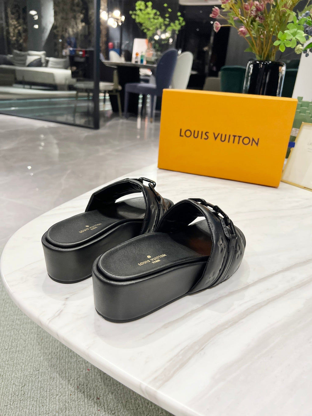 Louis Vuitton Jumbo Flatform Mule Black