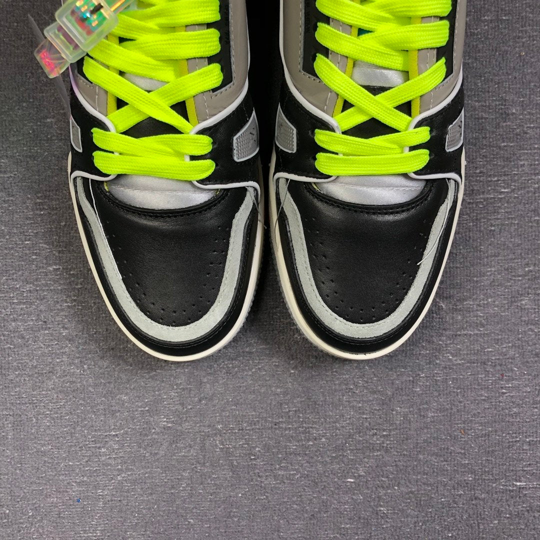 Louis Vuitton Trainer Sneaker