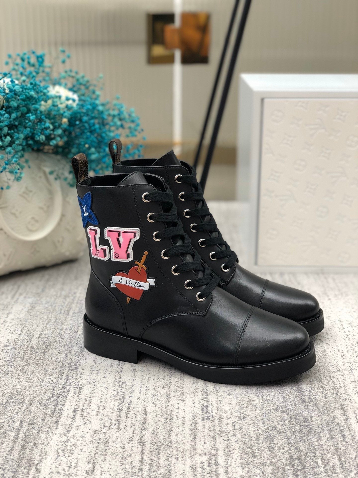 Louis Vuitton Wonderland Ranger Black