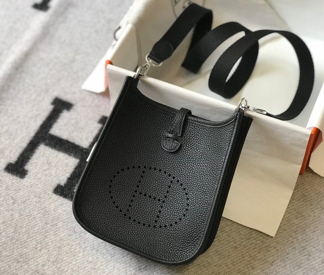 Hermes Handle Bag 17cm Black