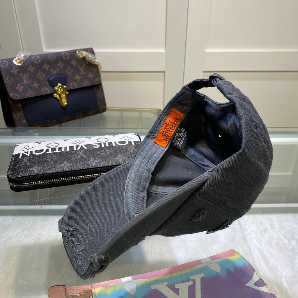 Hermes Davis H Primavera Cap Dark Grey
