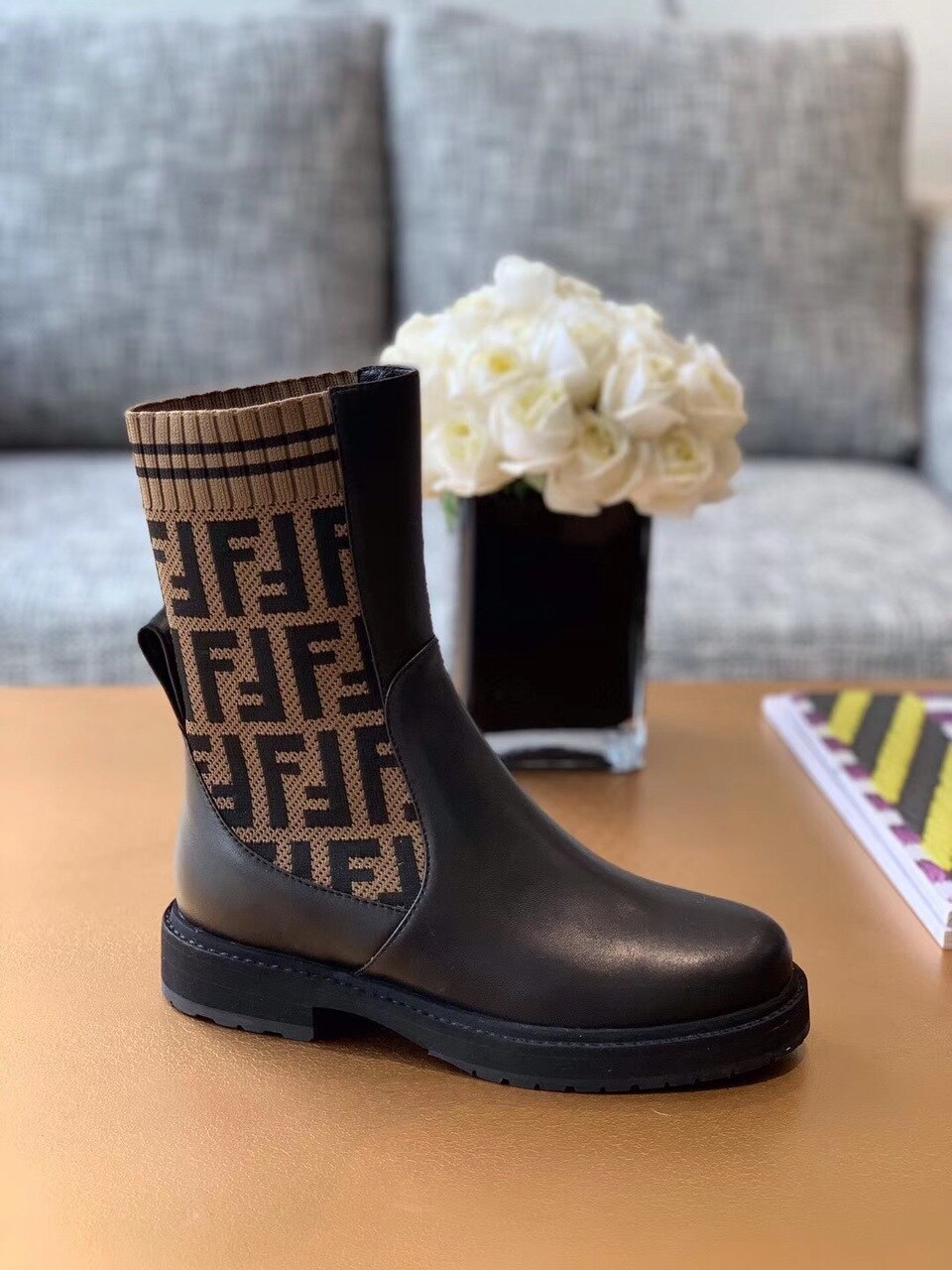 Fendi FF Logo Jacquard Stretch-Knit And Leather Ankle Boots Calfskin Leather Fall/Winter Collection Black/Brown