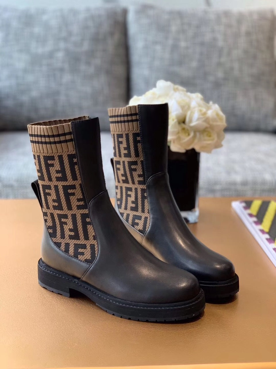 Fendi FF Logo Jacquard Stretch-Knit And Leather Ankle Boots Calfskin Leather Fall/Winter Collection Black/Brown