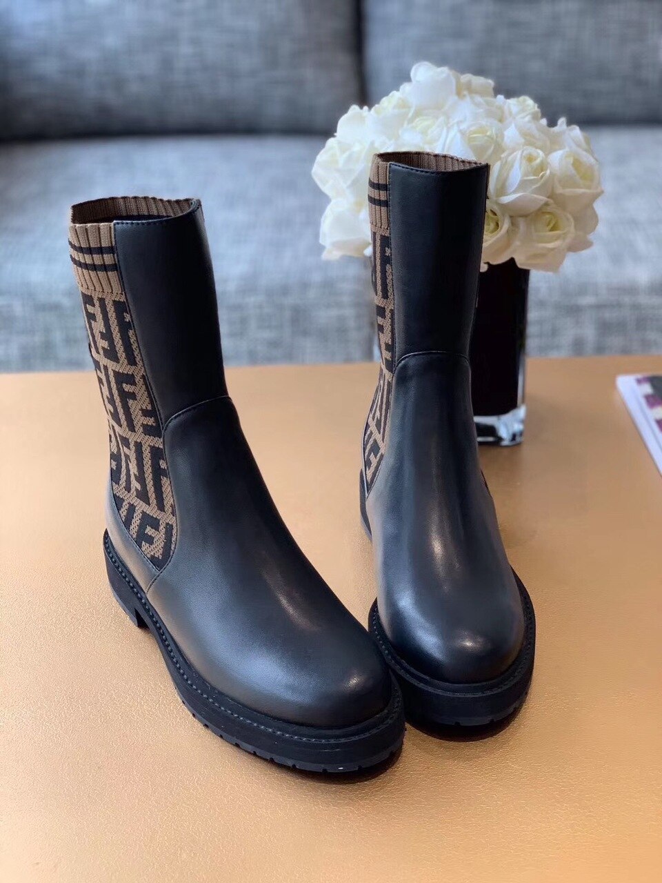 Fendi FF Logo Jacquard Stretch-Knit And Leather Ankle Boots Calfskin Leather Fall/Winter Collection Black/Brown