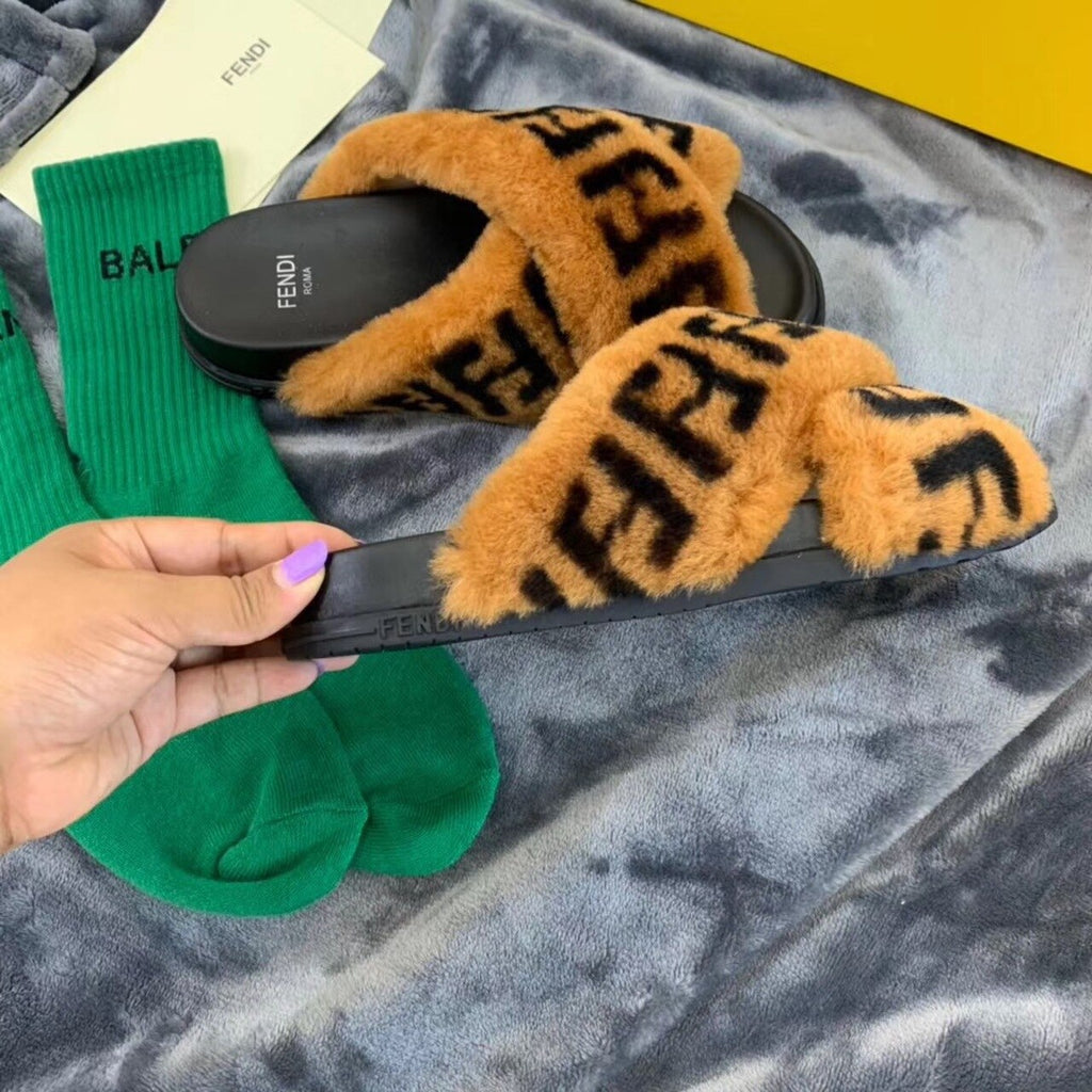 Fendi Shearling FF Logo Leather & Dyed Shearling Fur Cross Slides Fall/Winter 2019 Collection, Black/Brown
