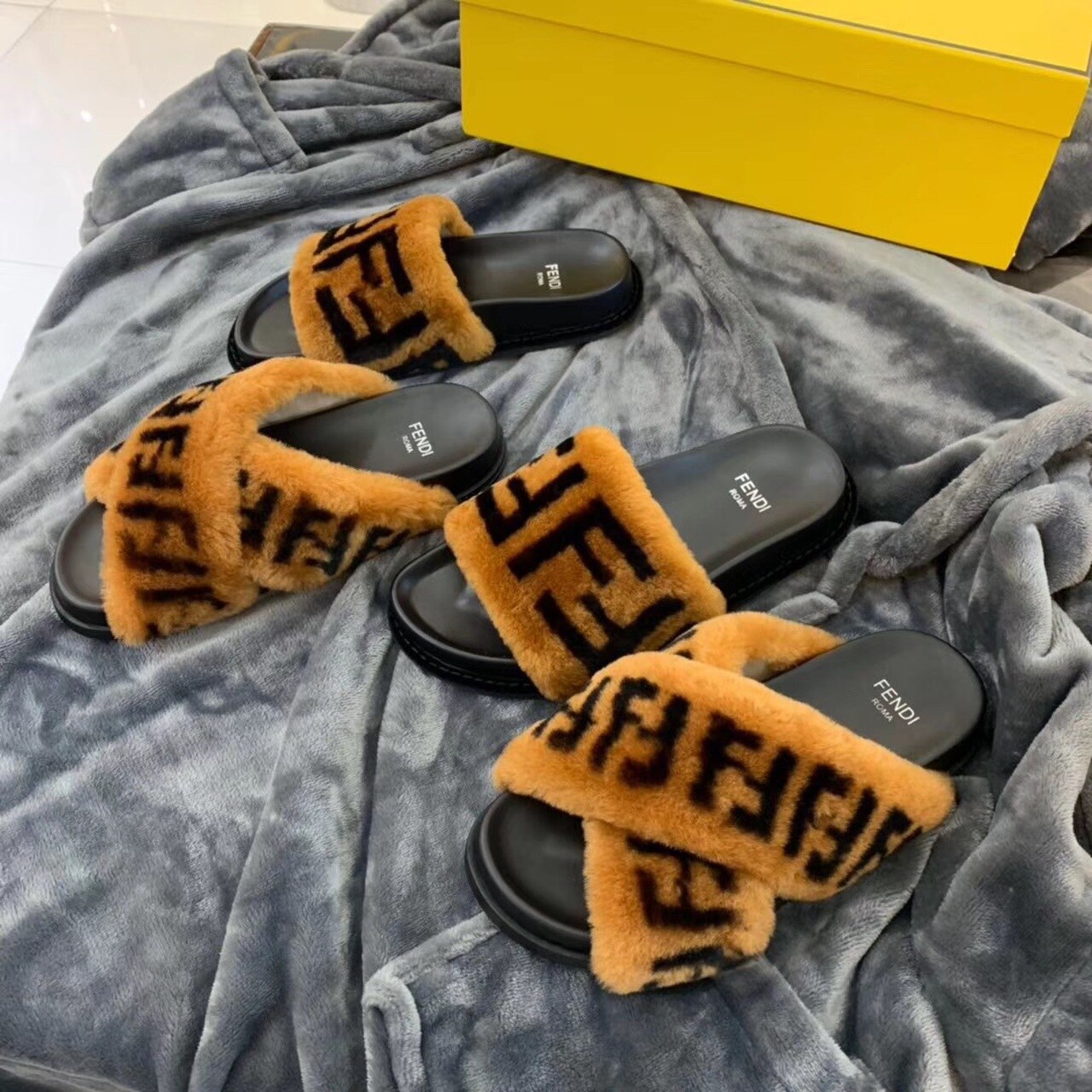 Fendi Shearling FF Logo Leather & Dyed Shearling Fur Slides Fall/Winter 2019 Collection, Black/Brown
