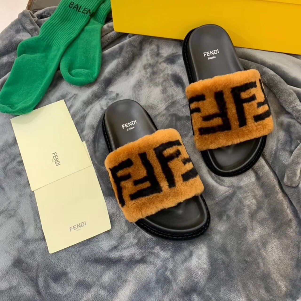 Fendi Shearling FF Logo Leather & Dyed Shearling Fur Slides Fall/Winter 2019 Collection, Black/Brown