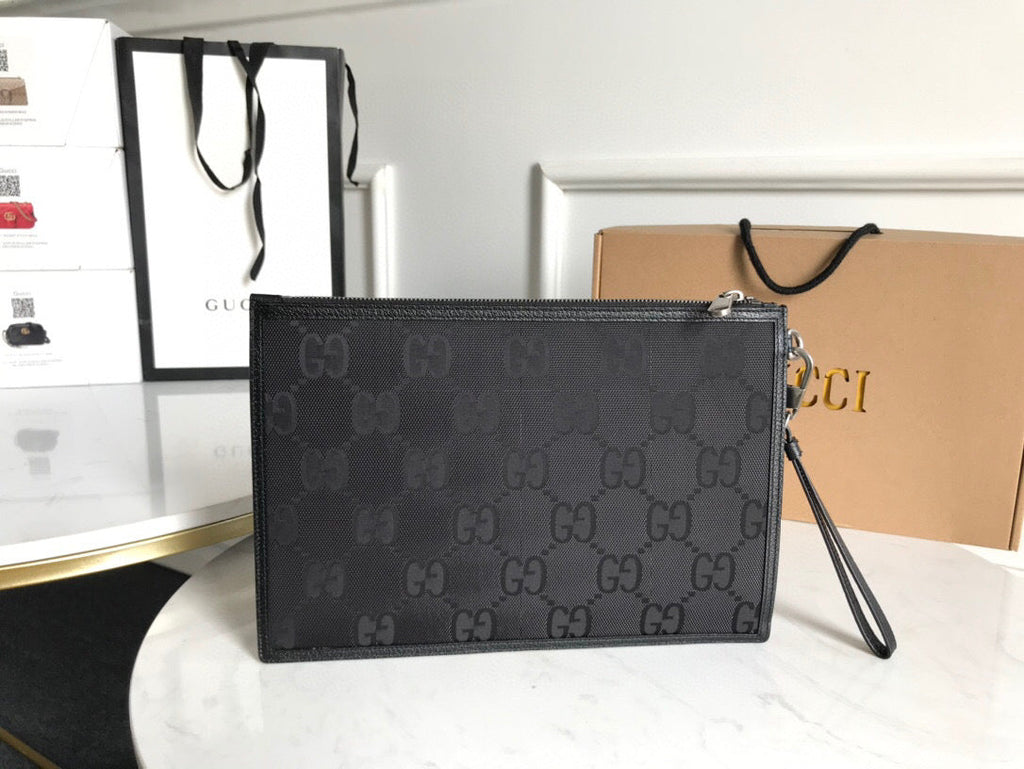 Gucci Off The Grid Pouch 31cm