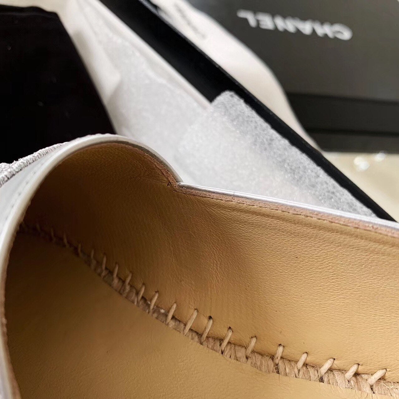 Chanel Espadrilles Calfskin Leather Pre-Fall/Winter Collection Silver/Black