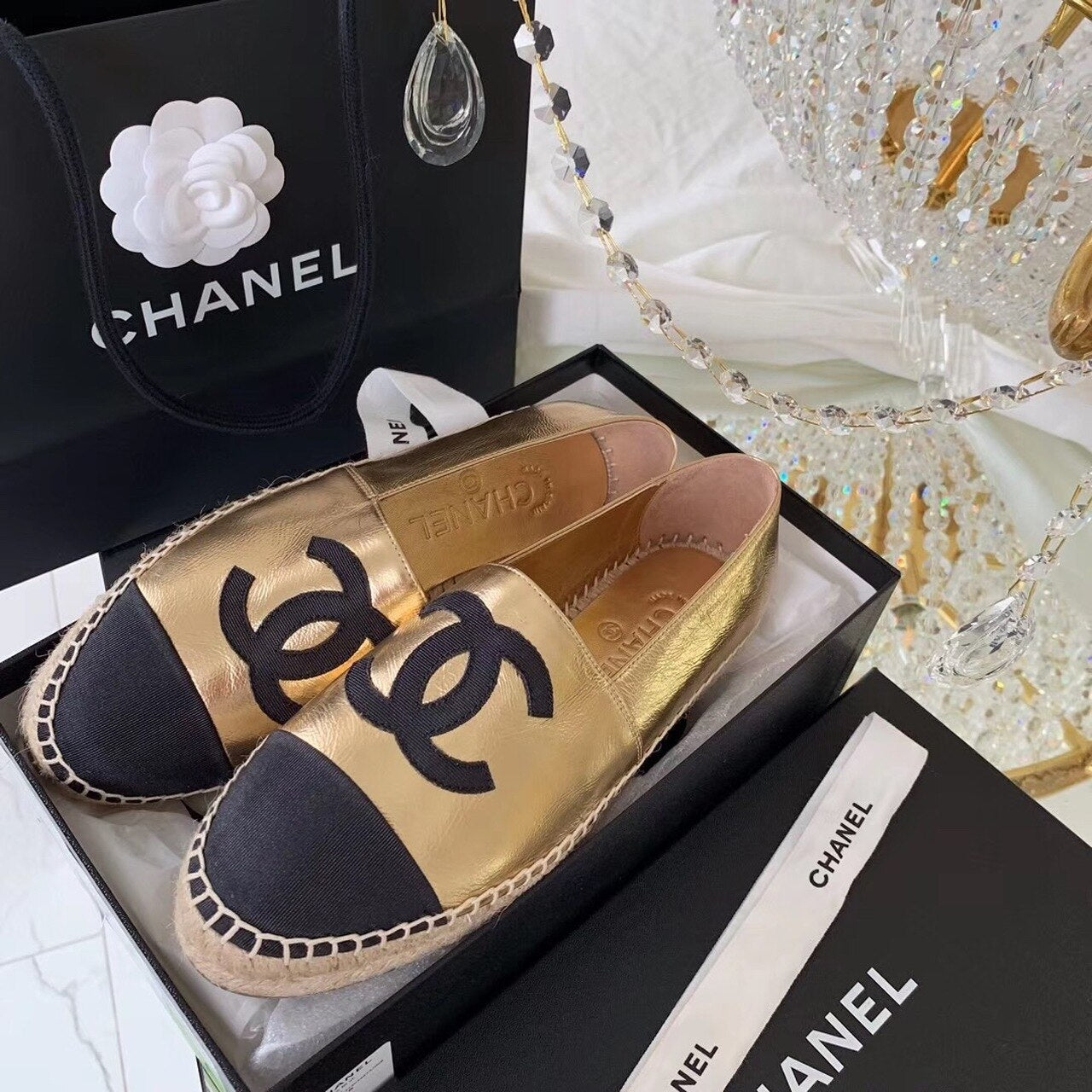 Chanel Espadrilles Calfskin Leather Pre-Fall/Winter Collection Gold/Black