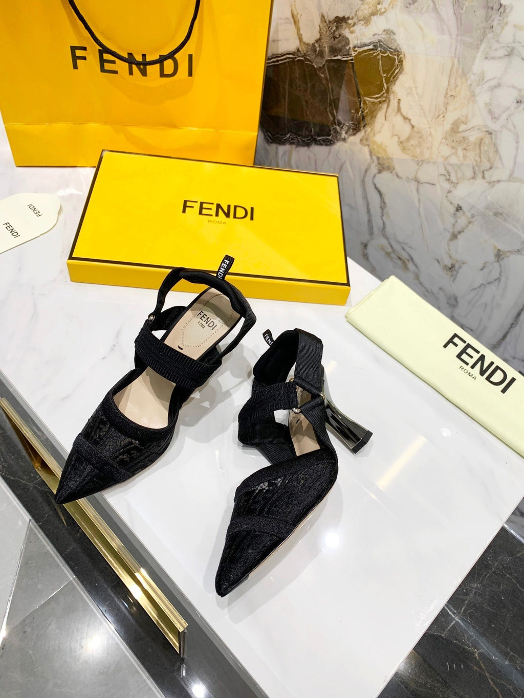 Fendi Colibrì