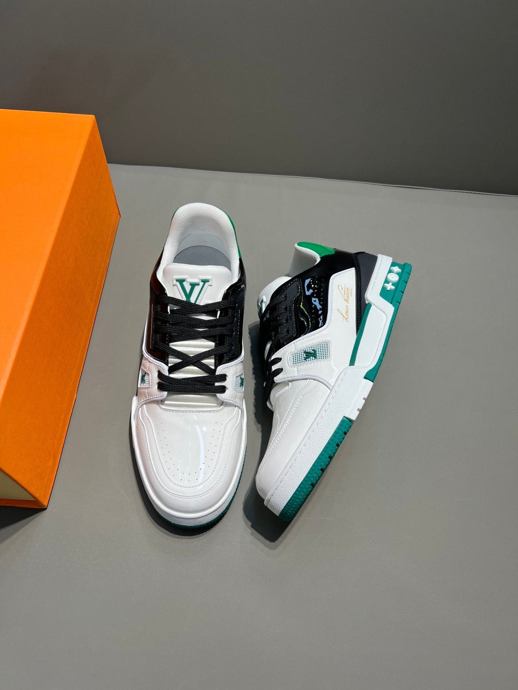 Louis Vuitton Trainer Sneaker