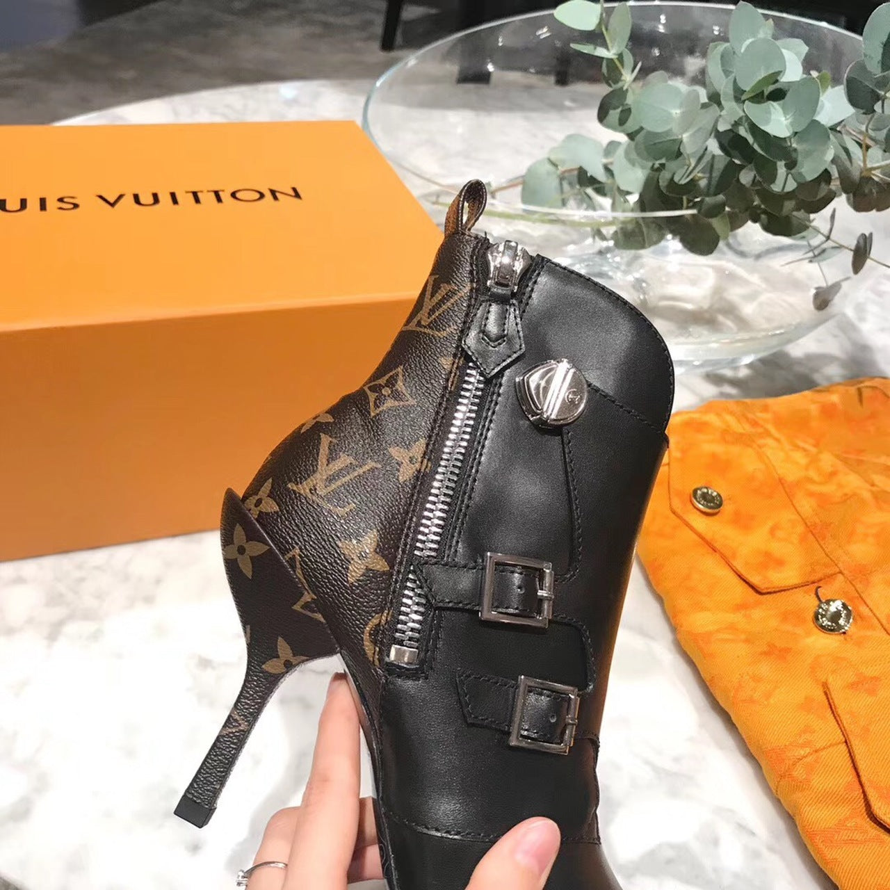 Louis Vuitton Janet Ankle Boots Calfskin Leather Fall/Winter Collection 1A586V Black