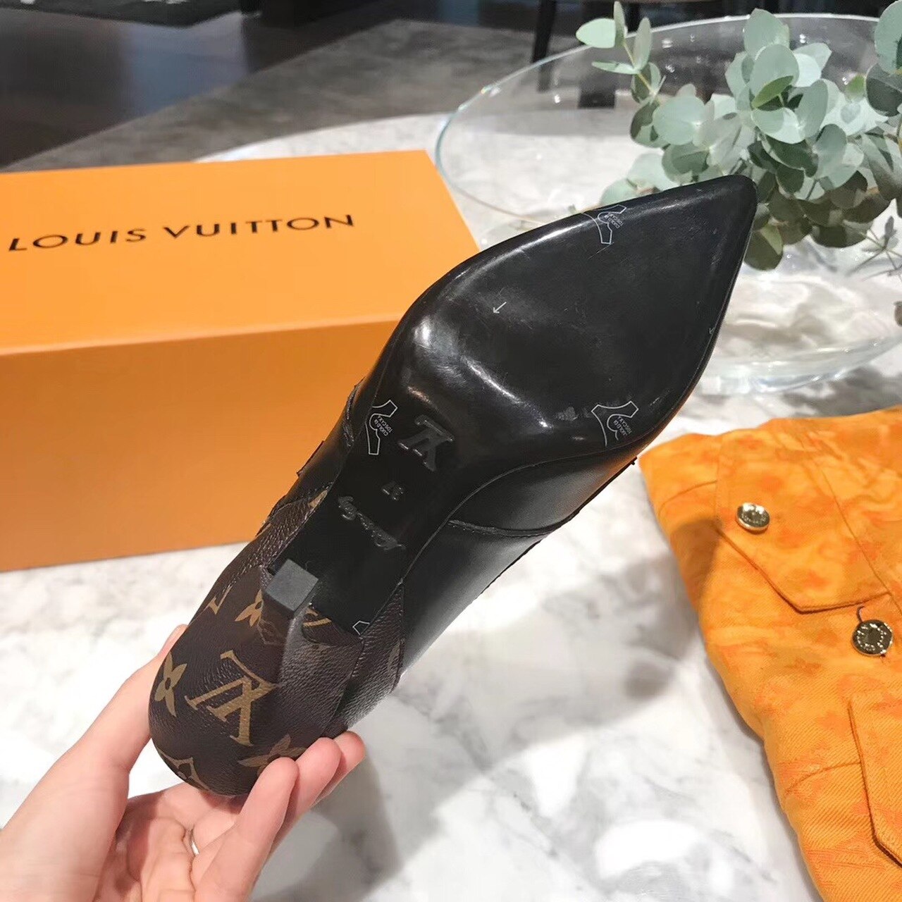 Louis Vuitton Janet Ankle Boots Calfskin Leather Fall/Winter Collection 1A586V Black