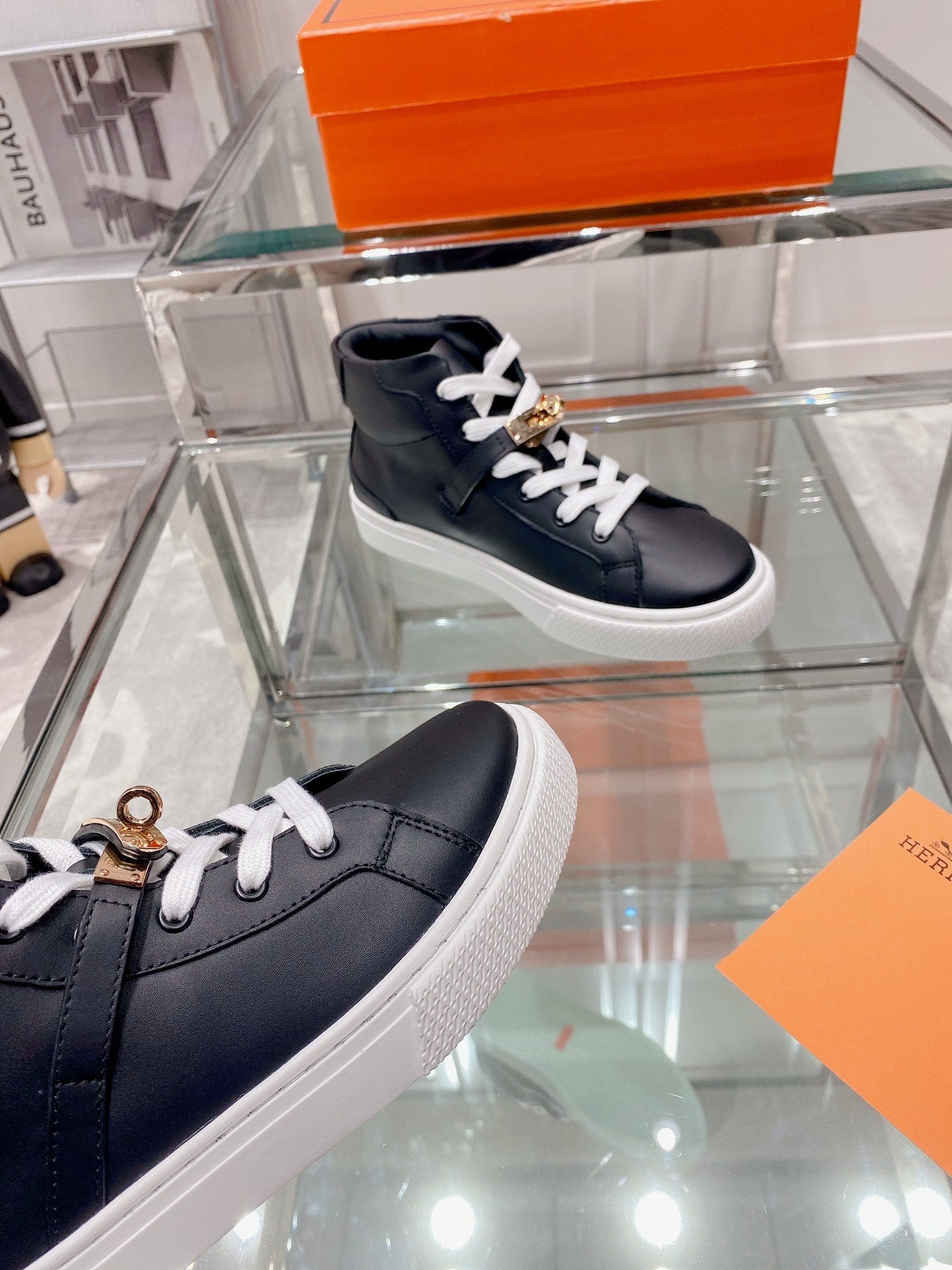 Hermes Daydream Sneaker
