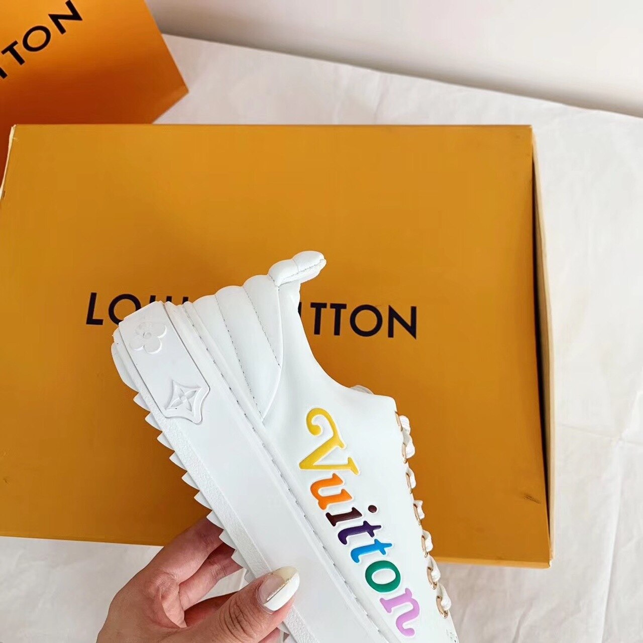 Louis Vuitton Time Out Sneakers Calfskin Leather Fall/Winter Collection 1A5C4S White