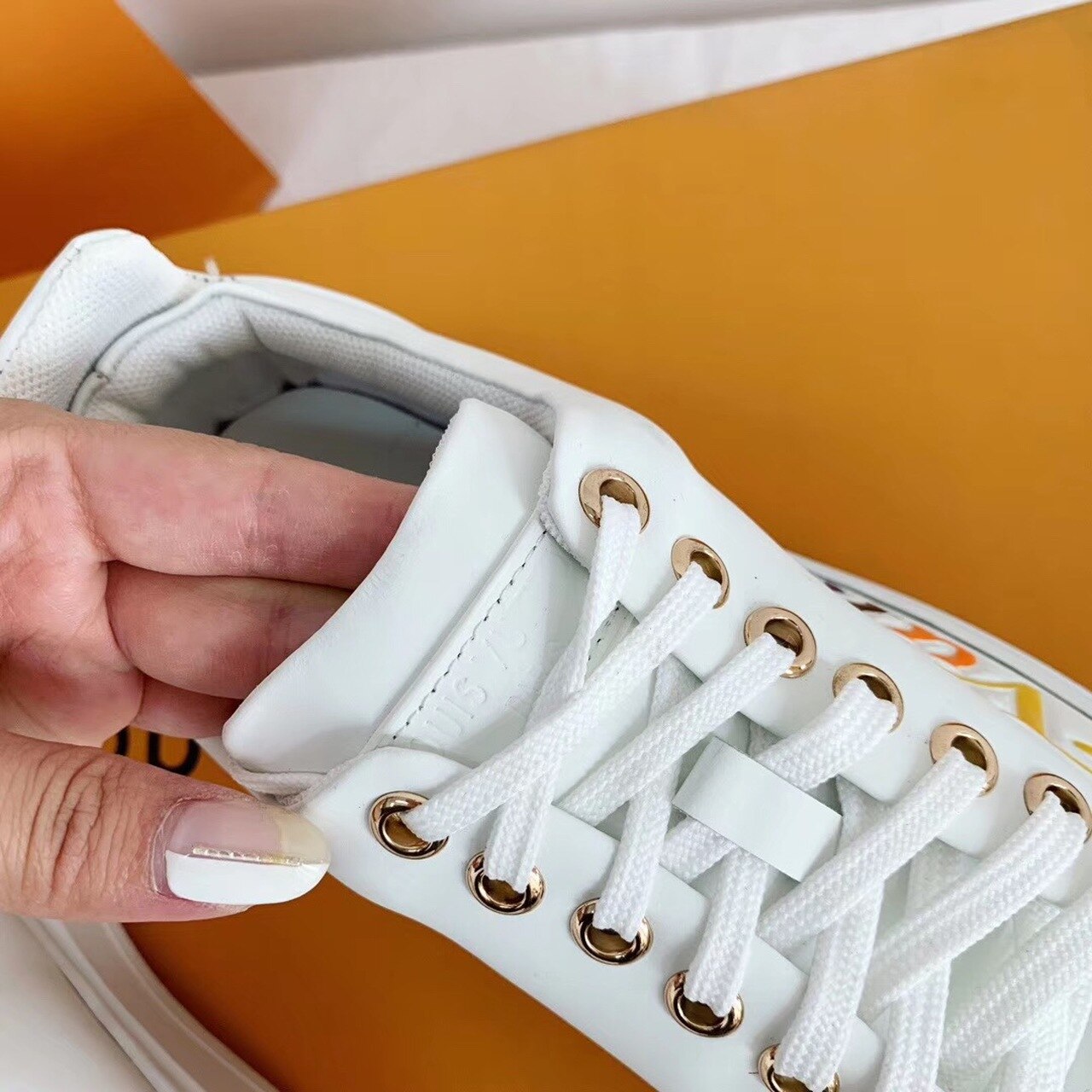 Louis Vuitton Time Out Sneakers Calfskin Leather Fall/Winter Collection 1A5C4S White