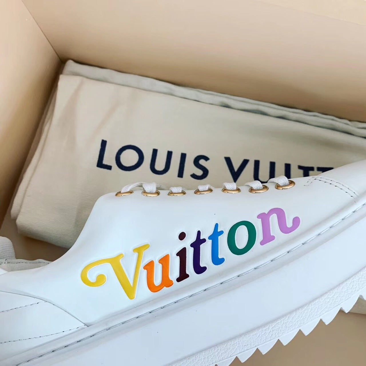 Louis Vuitton Time Out Sneakers Calfskin Leather Fall/Winter Collection 1A5C4S White