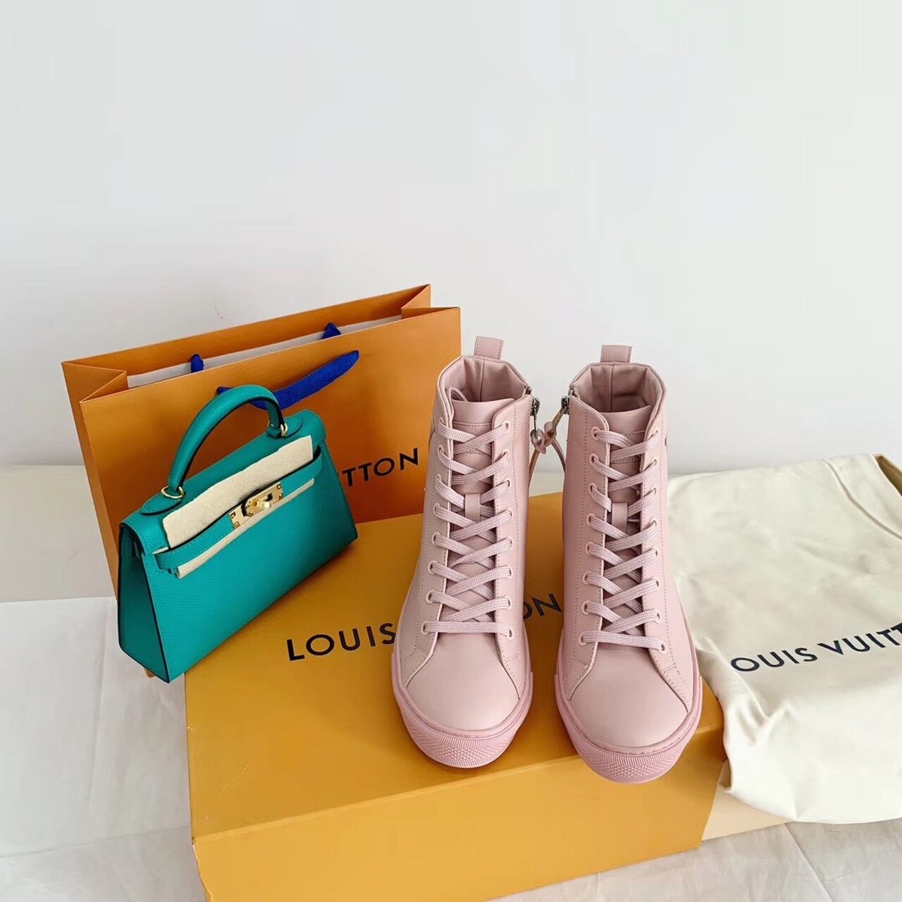 Louis Vuitton Stellar Sneaker Boots Calfskin Leather Fall/Winter Collection 1A57CK Pink