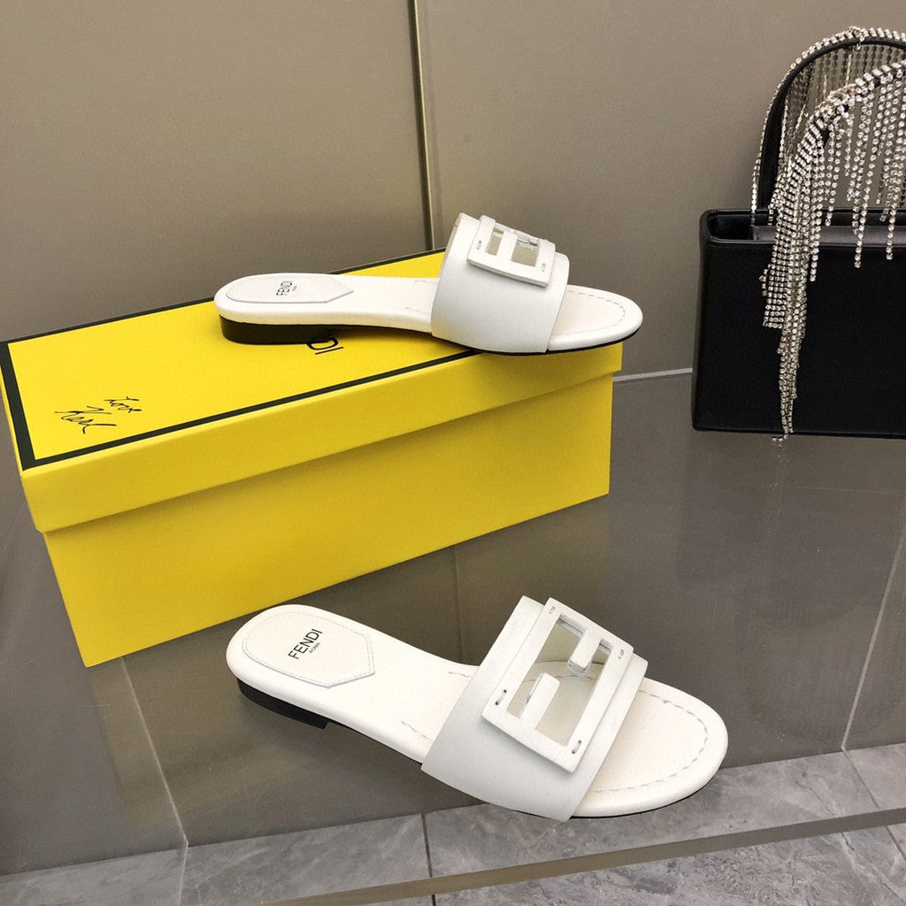 Fendi Baguette White