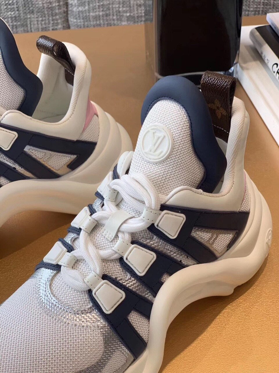 Louis Vuitton Archlight Sneakers Calfskin Leather Fall/Winter Collection White/Silver/Black
