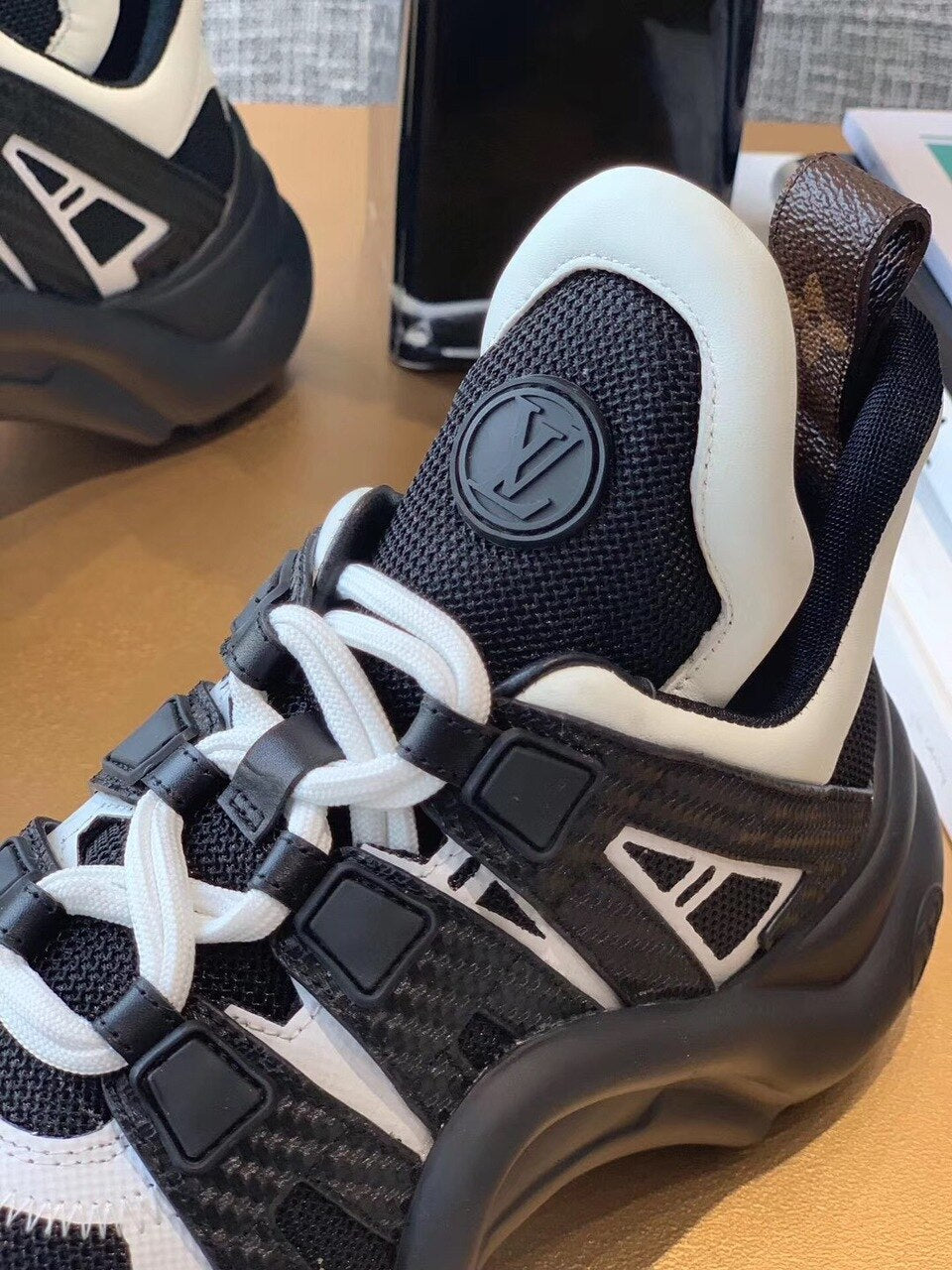 Louis Vuitton Archlight Sneakers Calfskin Leather Fall/Winter Collection Black/White