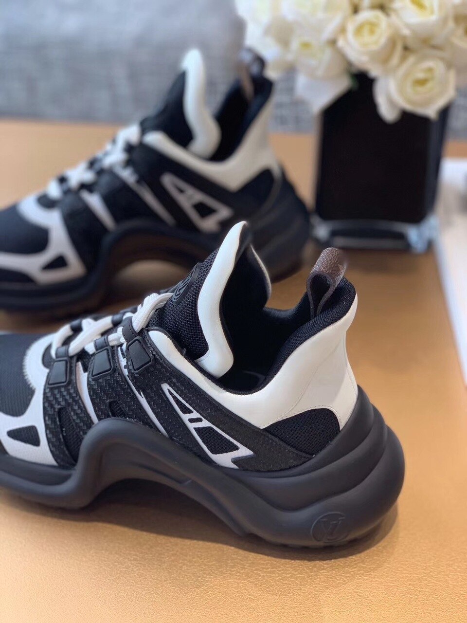 Louis Vuitton Archlight Sneakers Calfskin Leather Fall/Winter Collection Black/White