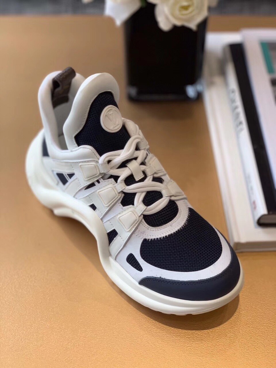 Louis Vuitton Archlight Sneakers Calfskin Leather Fall/Winter 2019 Collection 1A589P White/Navy Blue