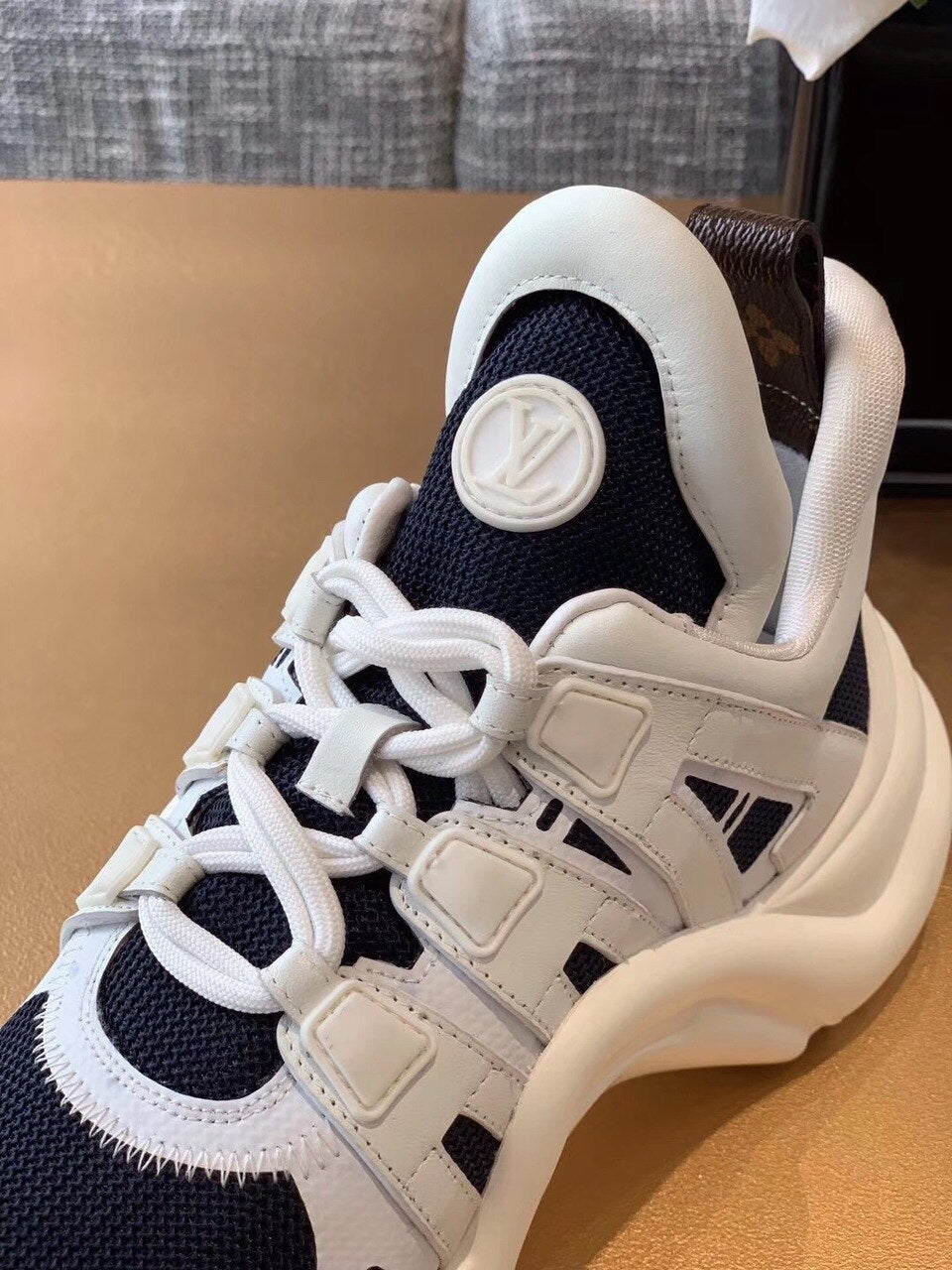 Louis Vuitton Archlight Sneakers Calfskin Leather Fall/Winter 2019 Collection 1A589P White/Navy Blue