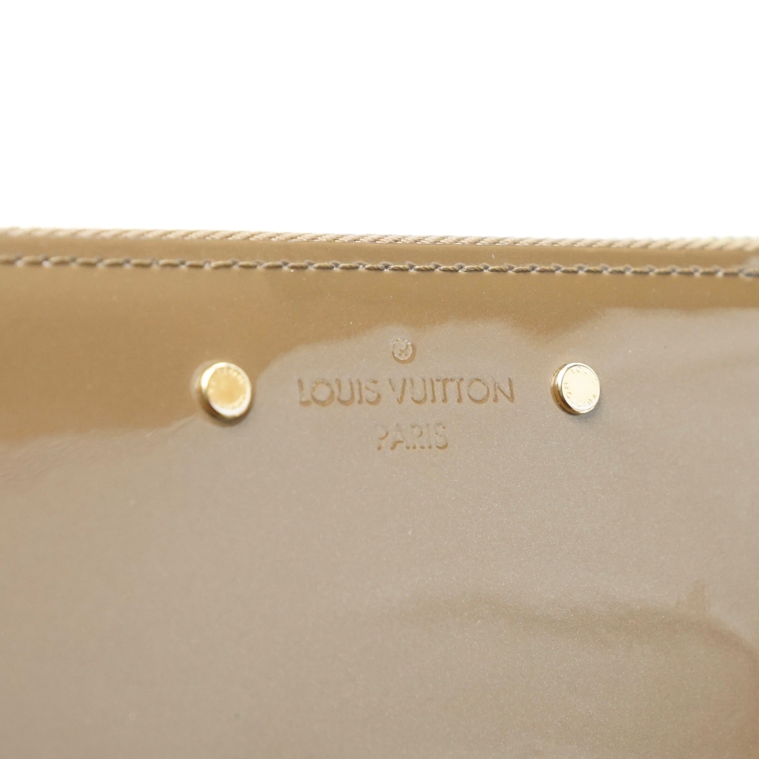 Louis Vuitton Zippy Wallet Brown