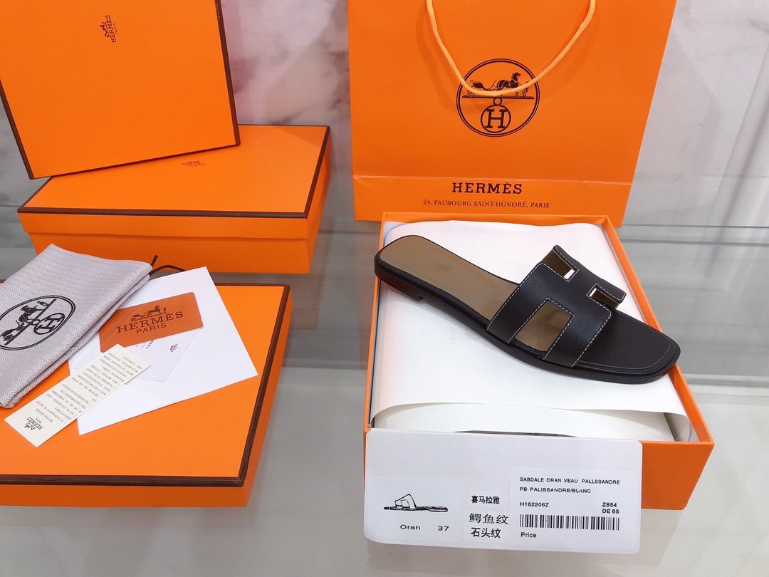 Hermes Oran Sandal Black