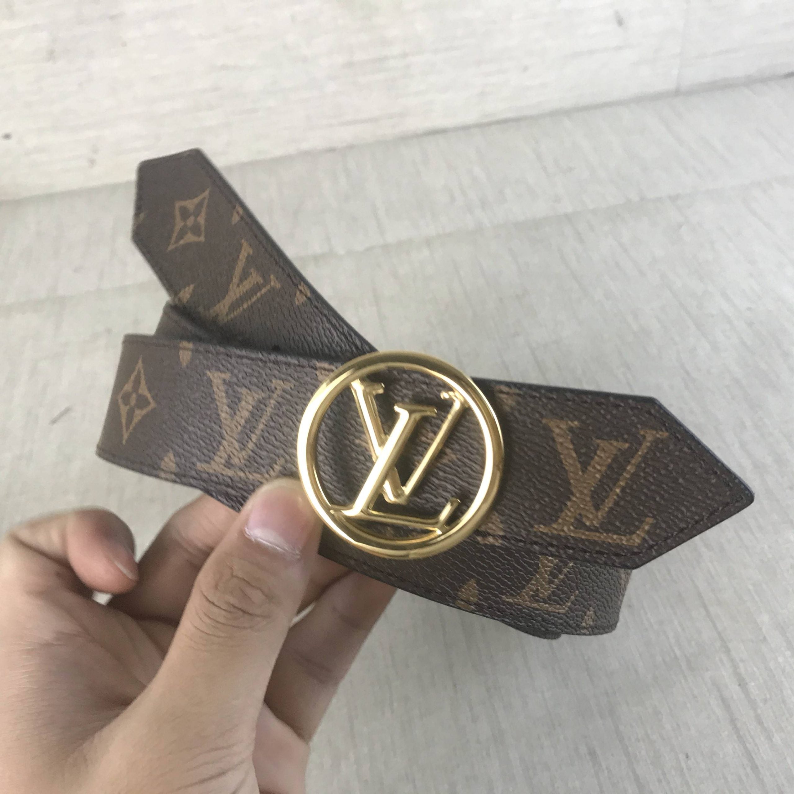 Louis Vuitton Cricle LV Initiales Belt Brown