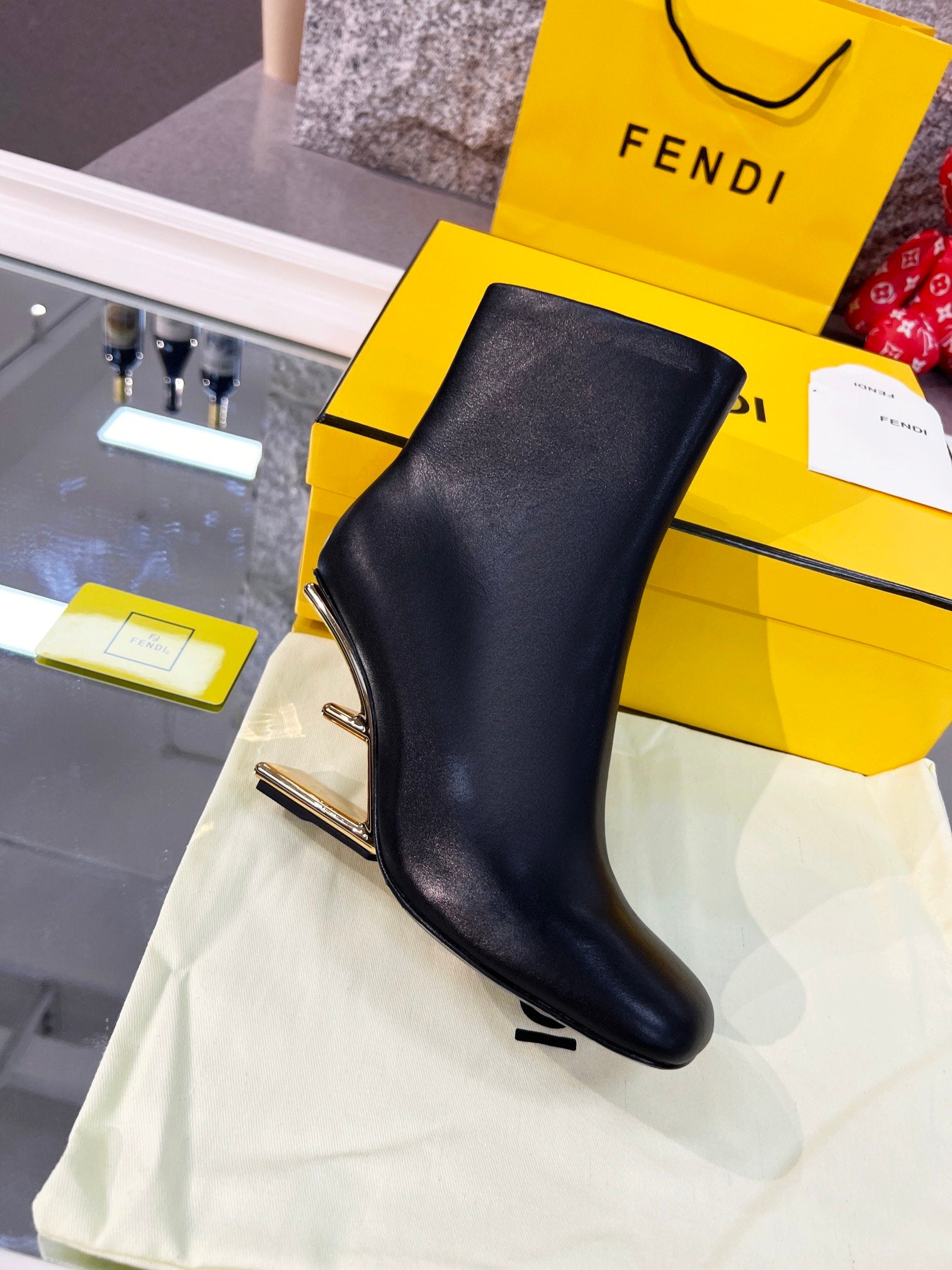 Fendi First Black