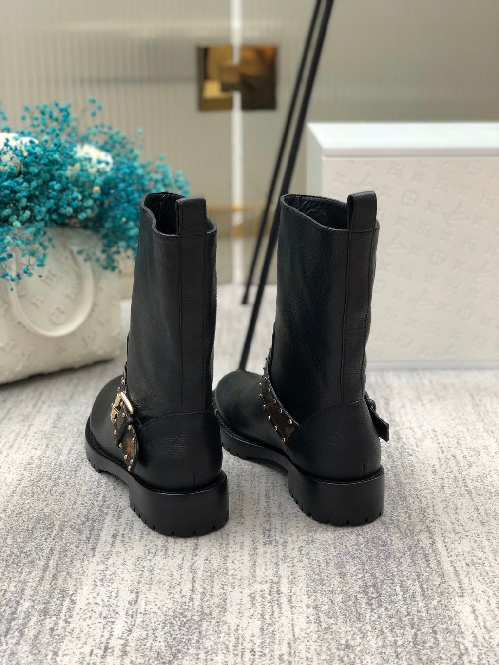 Louis Vuitton Discovery Flat Ankle Boot Black