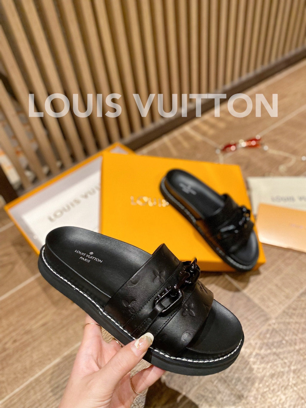 Louis Vuitton Unset Flat Comfort Mule Black
