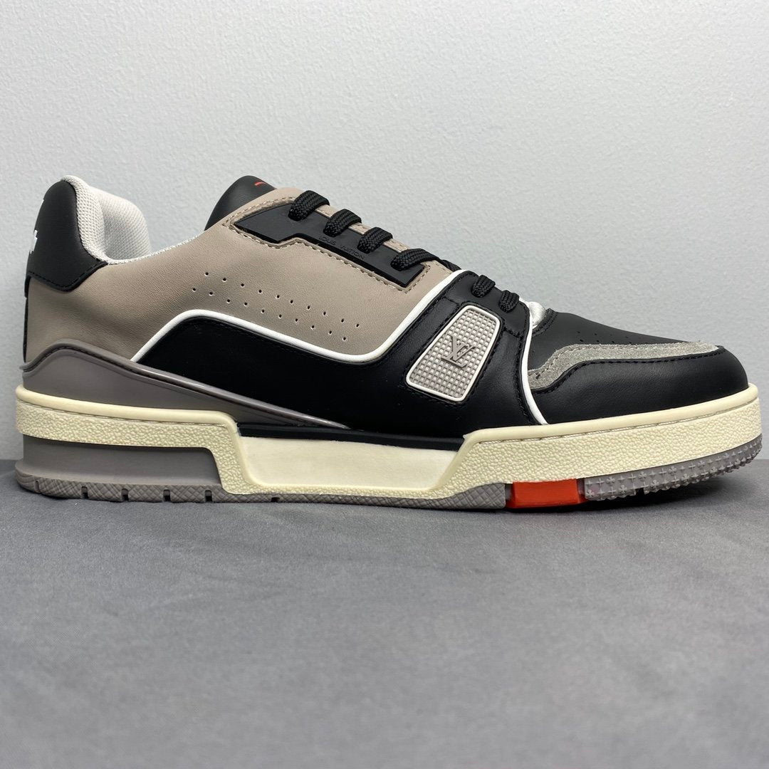 Louis Vuitton Trainer Sneaker