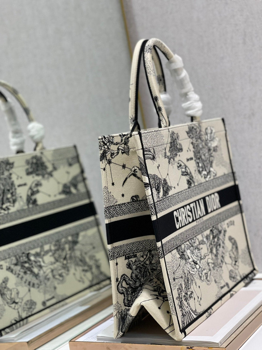 Christina Dior Book Tote Bag 41 cm Black/Beige