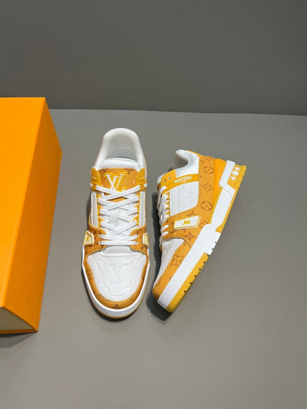 Louis Vuitton Trainer Sneaker