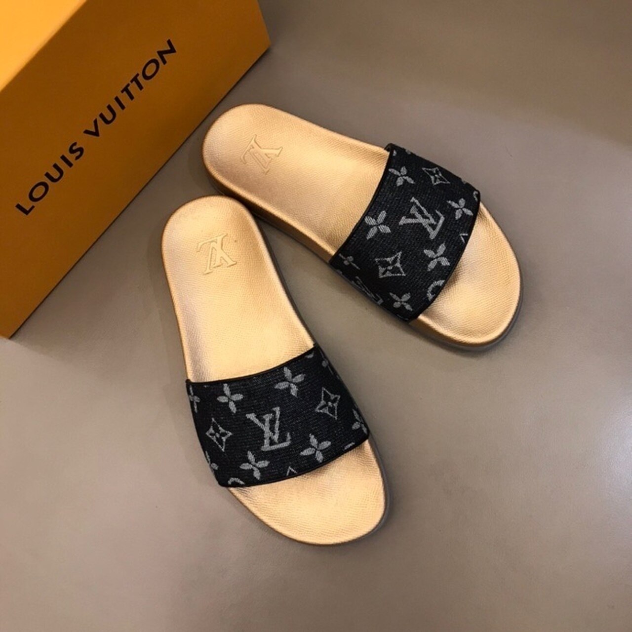 Louis Vuitton Mens Sandals Denim Canvas Spring/Summer Collection Black