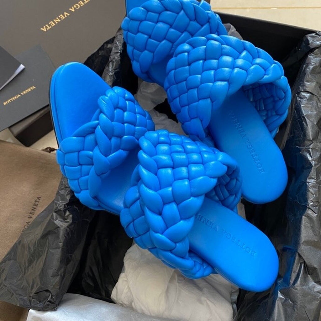 Bottega Veneta Curve Sandals 9.5cm Heel Lambskin Leather Spring/Summer 2020 Collection, Electric Blue