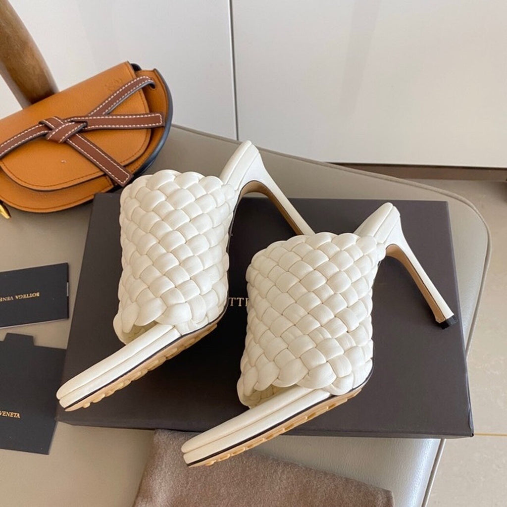 Bottega Veneta Curve Mules 9.5cm Heel Lambskin Leather Spring/Summer 2020 Collection, White
