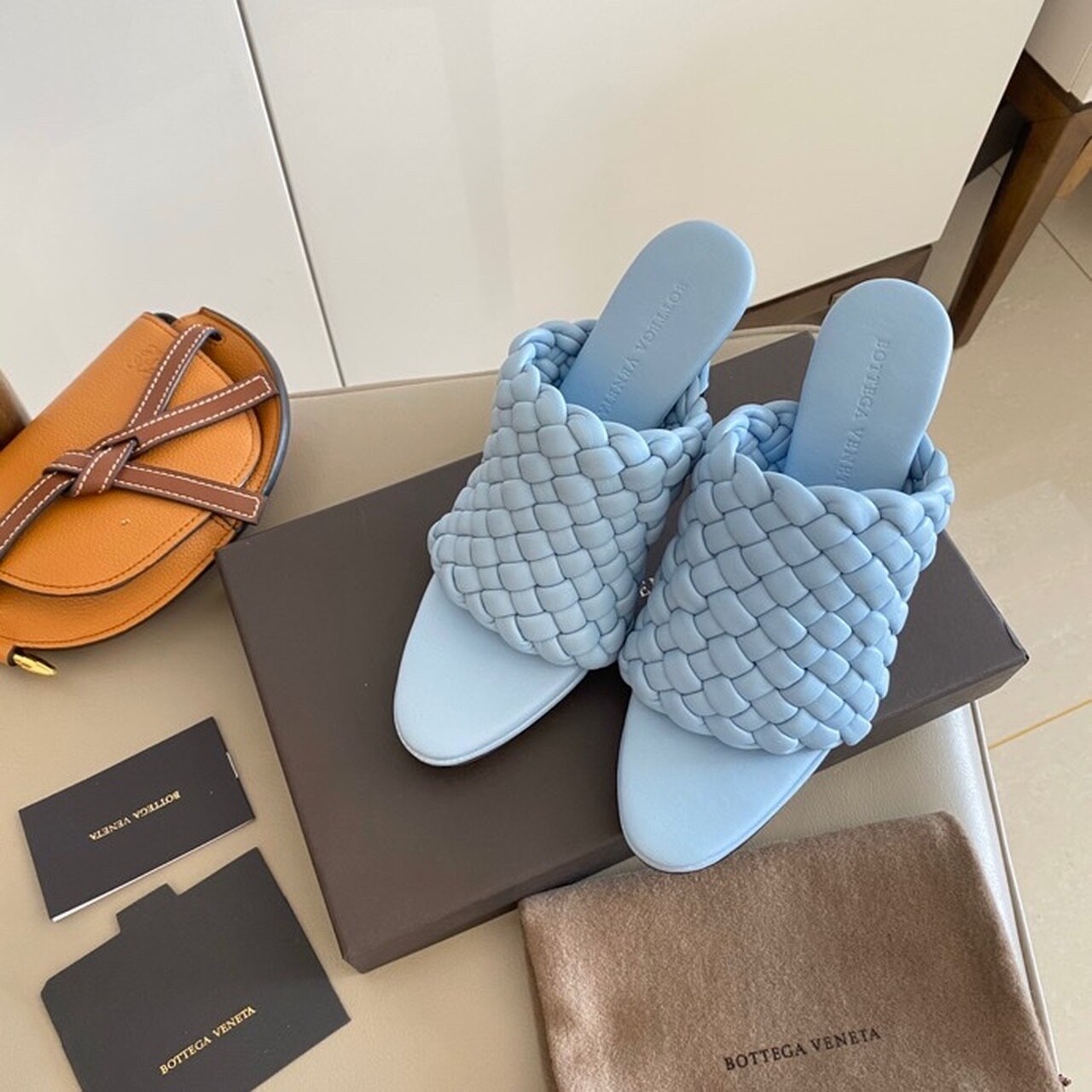 Bottega Veneta Curve Mules 9.5cm Heel Lambskin Leather Spring/Summer 2020 Collection, Light Blue
