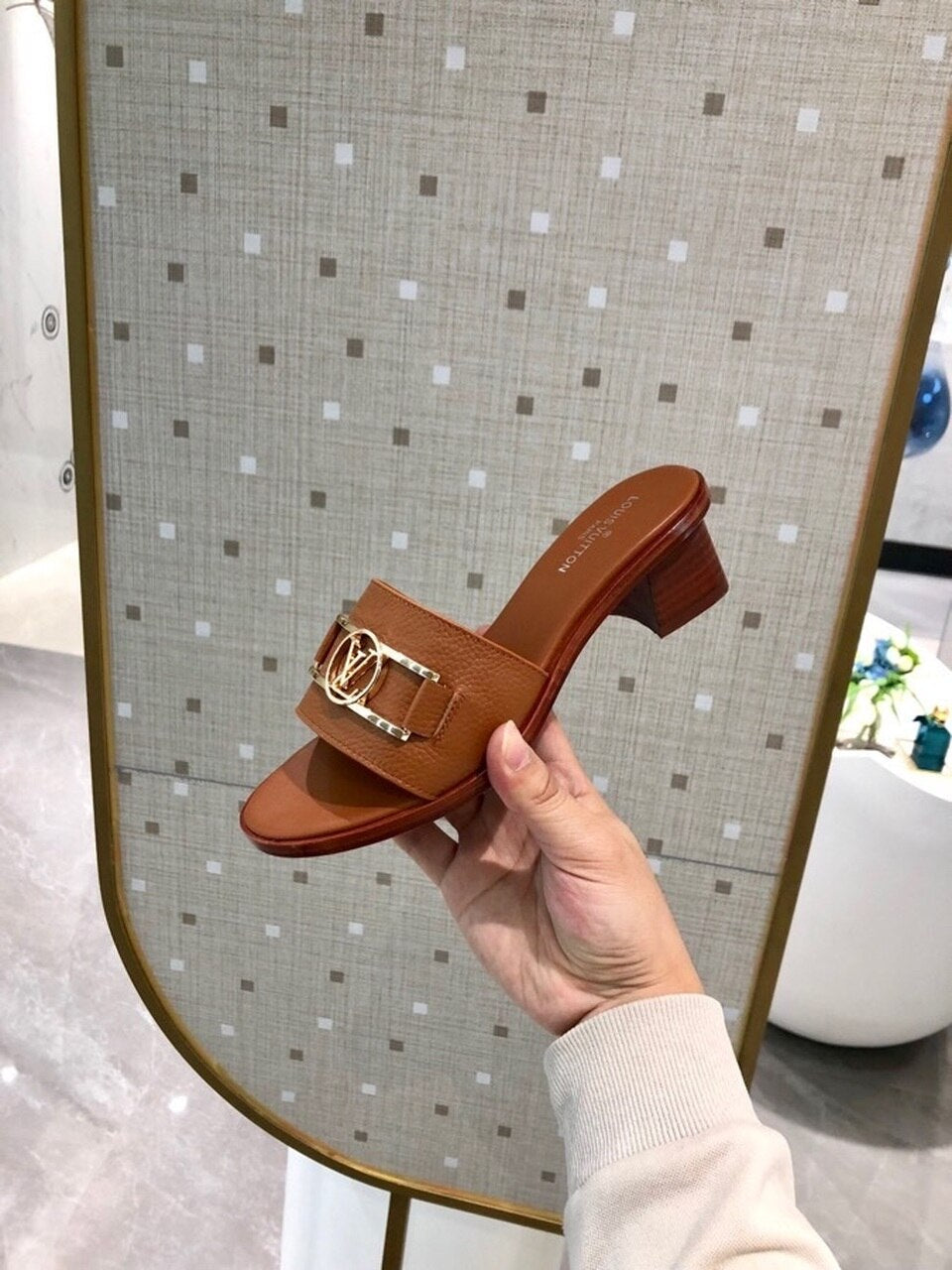 Louis Vuitton Lock It Mules Calfskin Leather Spring/Summer 2020 Collection 1A64MN Tan